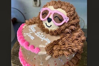 Cake Decorating: Cute Sloth Cake